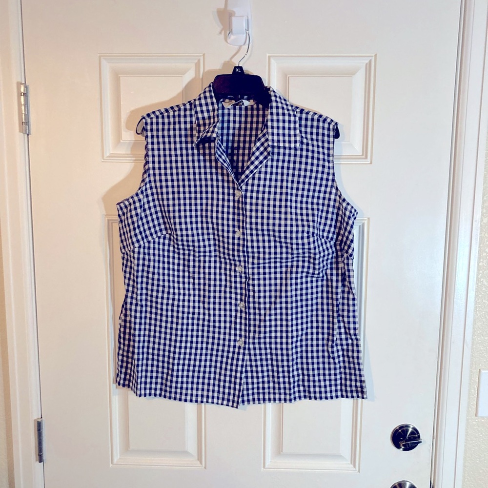 Vintage Permanent Press sleeveless blouse
